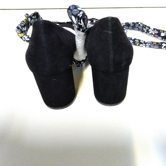 Enzo Satin ankle wrap shoes - Picture 3 of 4